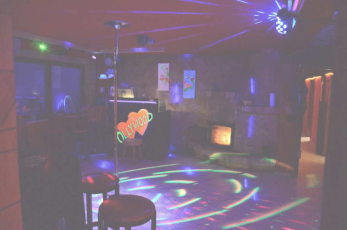 Tanzfläche im Clubhotel Ollywood